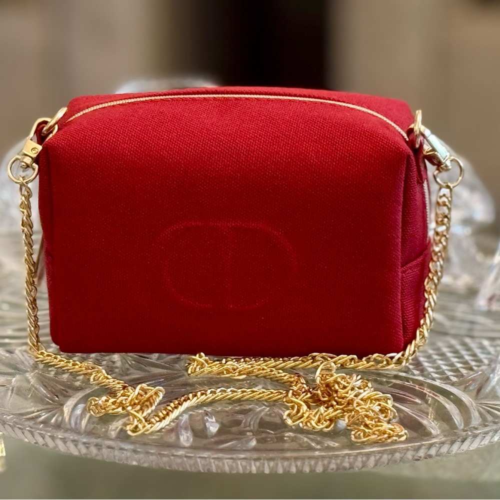 With Charm ;Dior Vibrant Red Canvas Cosmetic Sling with rich gold chain - Picture 4 of 17